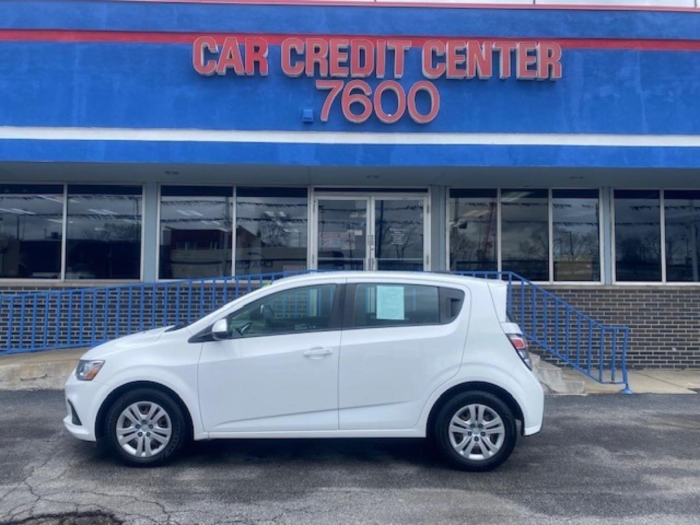 2017 WHITE Chevrolet Sonic FL Auto Hatchback (1G1JG6SH3H4) with an 1.8L L4 DOHC 24V engine, 6A transmission, located at 7600 S Western Ave., Chicago, IL, 60620, (773) 918-3980, 0.000000, 0.000000 - Photo#0